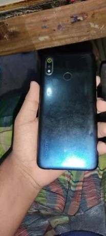 realme-3-332-big-1