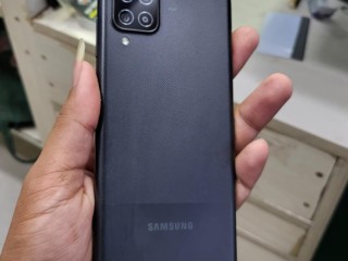 Samsung Galaxy A12