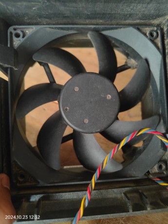 foxconn-colling-fan-pc-big-2