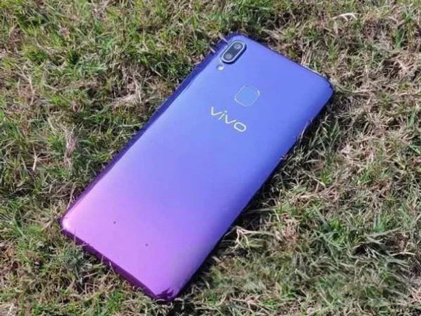 vivo-y95-6128-big-0